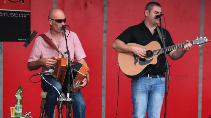 Acoustra Featured Photo